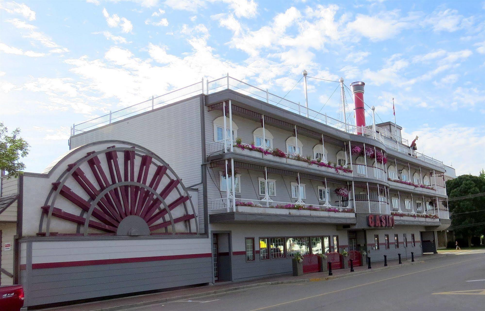 Billy Barker Casino Hotel Quesnel Exterior foto